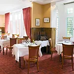 Hotel La Bois Joli Restaurant 3*