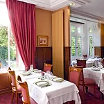 La Bois Joli Restaurant Hotel