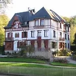 Hotel La Bois Joli Restaurant