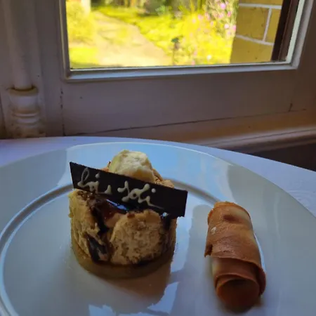 Hotel La Bois Joli Restaurant 3*