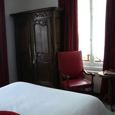 La Bois Joli Restaurant Hotel 3*