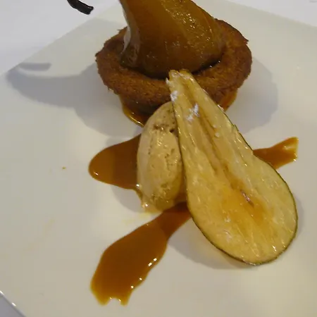 La Bois Joli Restaurant 호텔 3*