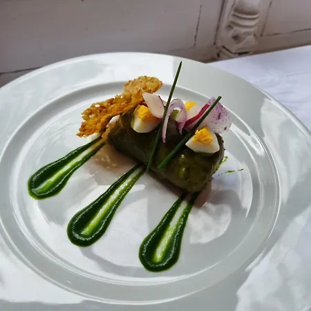 La Bois Joli Restaurant Hotel 3*
