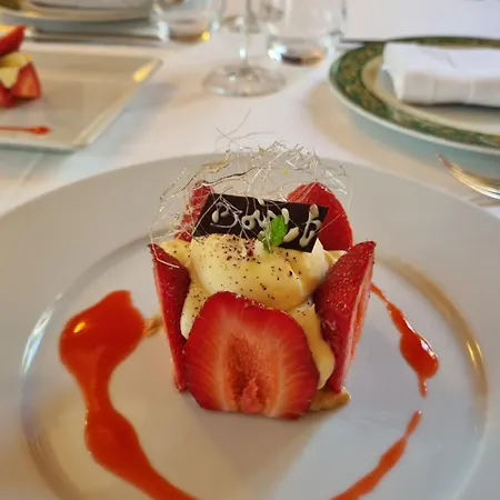 호텔 La Bois Joli Restaurant 3*
