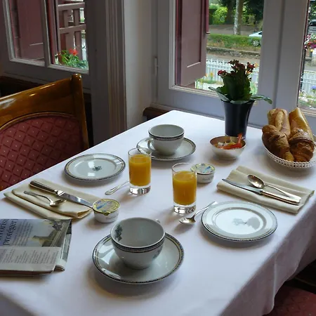La Bois Joli Restaurant 3*