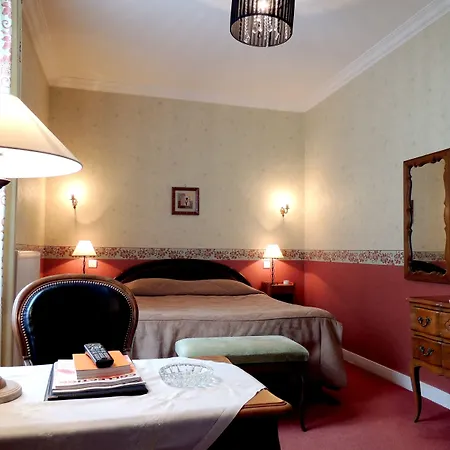 Hotel Logis Bois Joli 3*