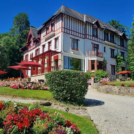 La Bois Joli Restaurant
