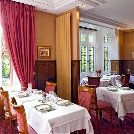 La Bois Joli Restaurant 3*