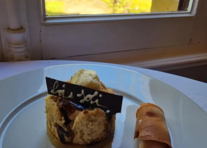 Ξενοδοχείο La Bois Joli Restaurant 3*