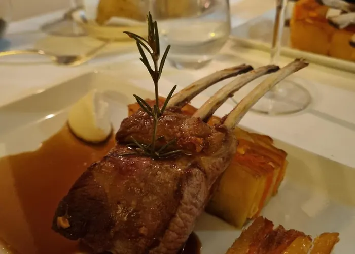 La Bois Joli Restaurant