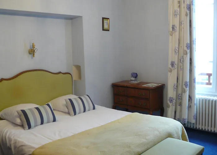 La Bois Joli Restaurant Hotel