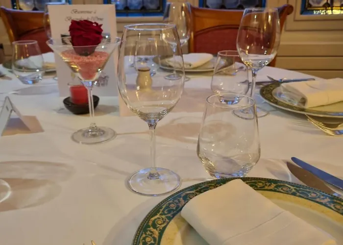 La Bois Joli Restaurant