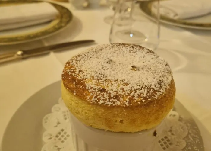 Hotel La Bois Joli Restaurant