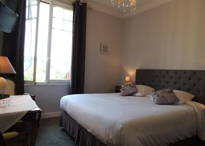 La Bois Joli Restaurant Ξενοδοχείο 3*