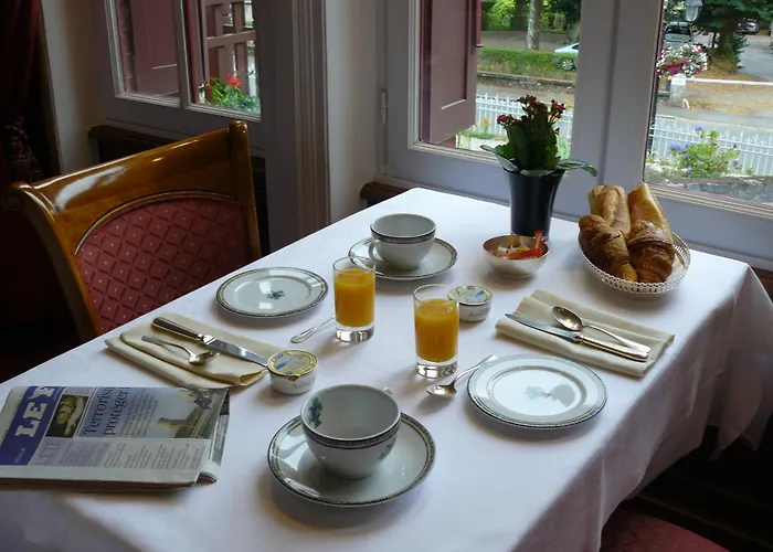 La Bois Joli Restaurant 3*