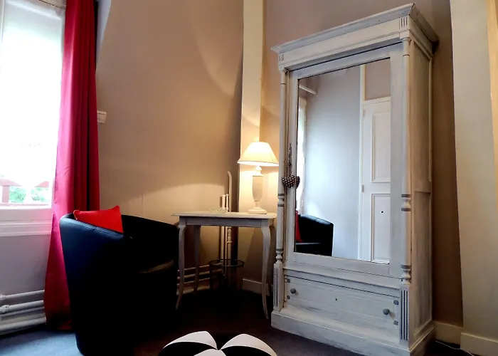 La Bois Joli Restaurant