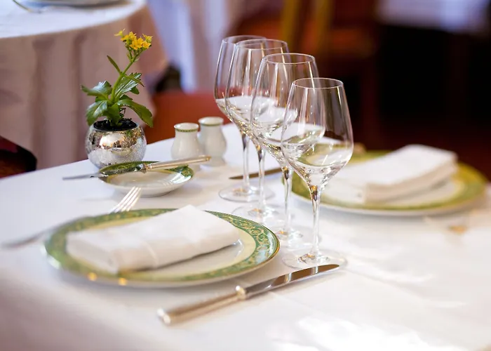 La Bois Joli Restaurant