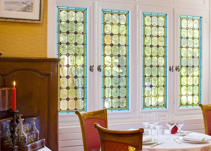 La Bois Joli Restaurant